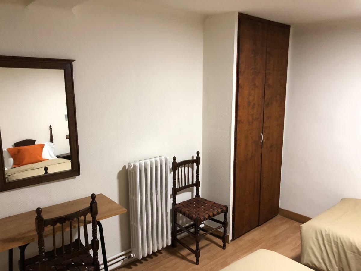 Hostal Di Verena Пучсерда Экстерьер фото