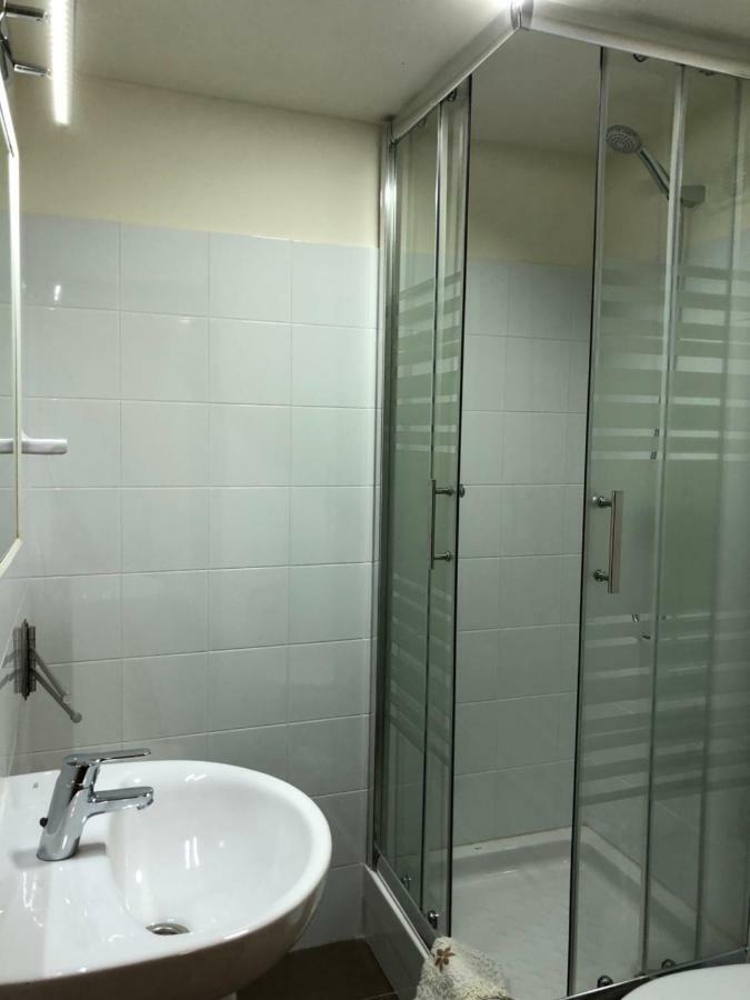 Hostal Di Verena Пучсерда Экстерьер фото