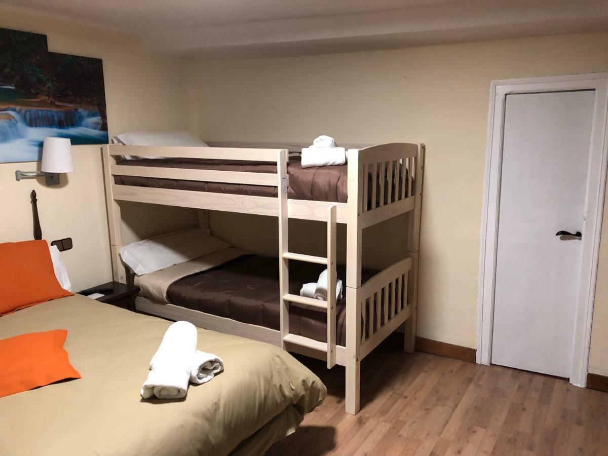 Hostal Di Verena Пучсерда Экстерьер фото