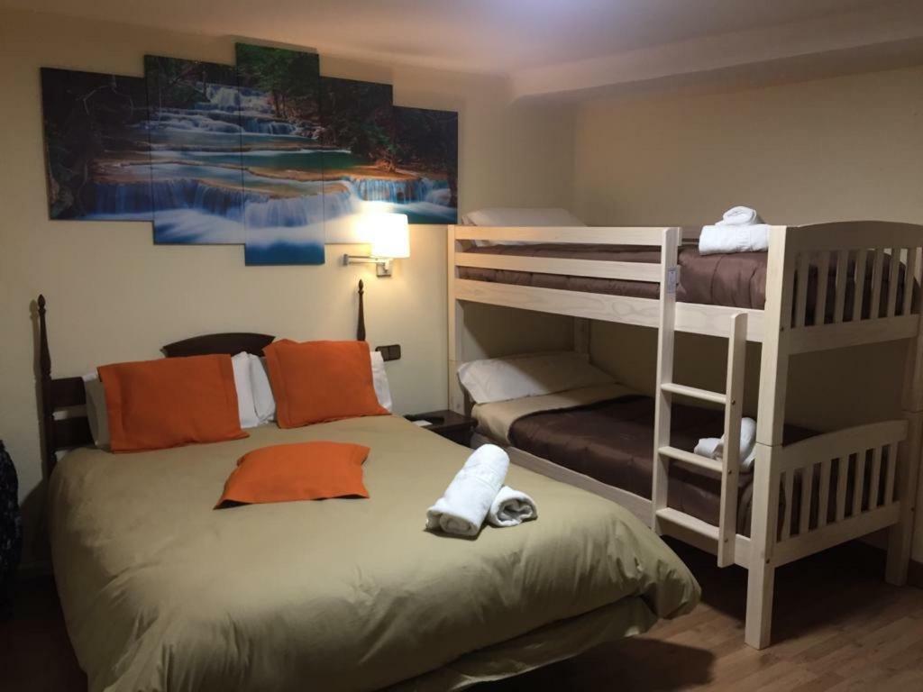 Hostal Di Verena Пучсерда Экстерьер фото