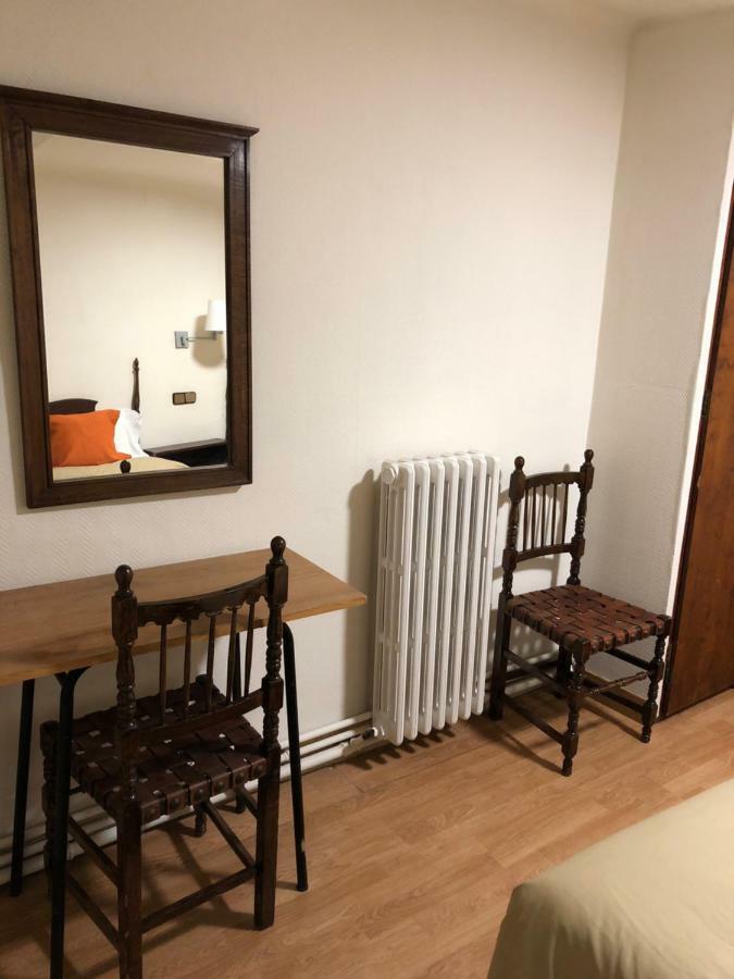 Hostal Di Verena Пучсерда Экстерьер фото