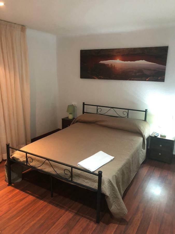 Hostal Di Verena Пучсерда Экстерьер фото